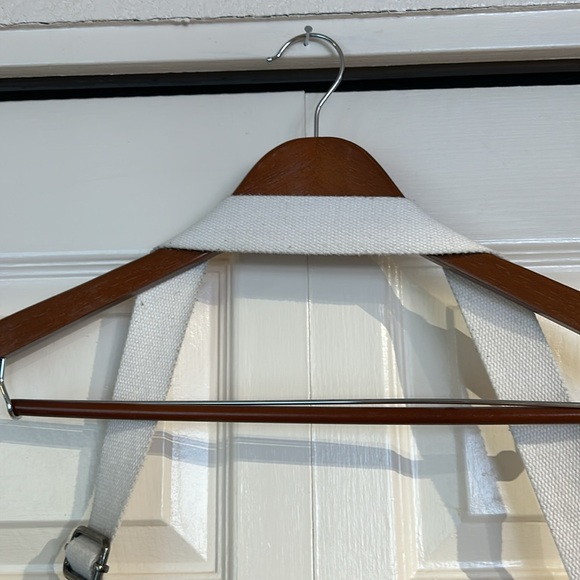 Dachee Laptop Bag Peonies with Dark Background - Picture 4 of 8